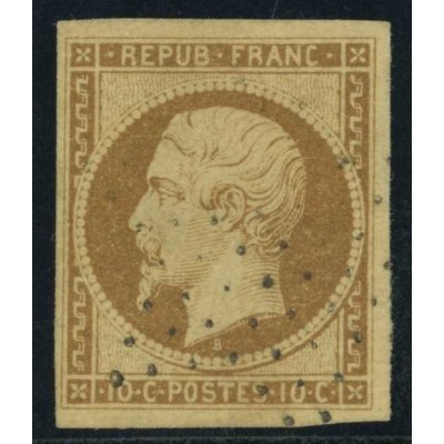 YT 9 - Etoile - Cote 850 euros