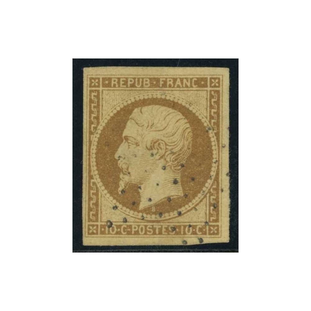 YT 9 - Etoile - Cote 850 euros
