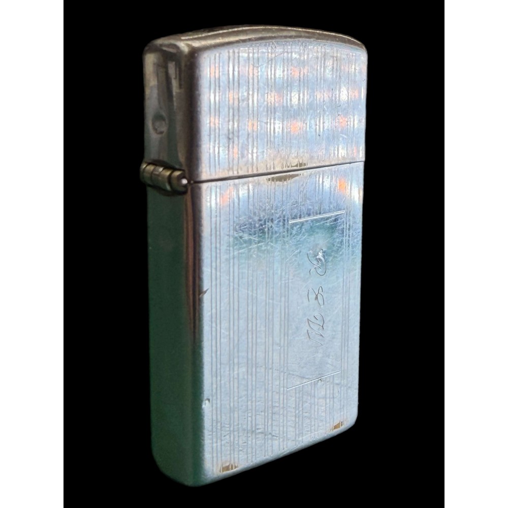 Zippo (Juin 1982) Vertical Pinstripe