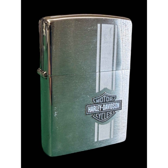 Zippo (Mars 2022) Harley Davidson