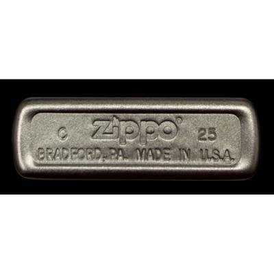 Zippo (Mars 2025) CÏur Rouge