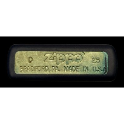 Zippo (Avril 2025) Playboy